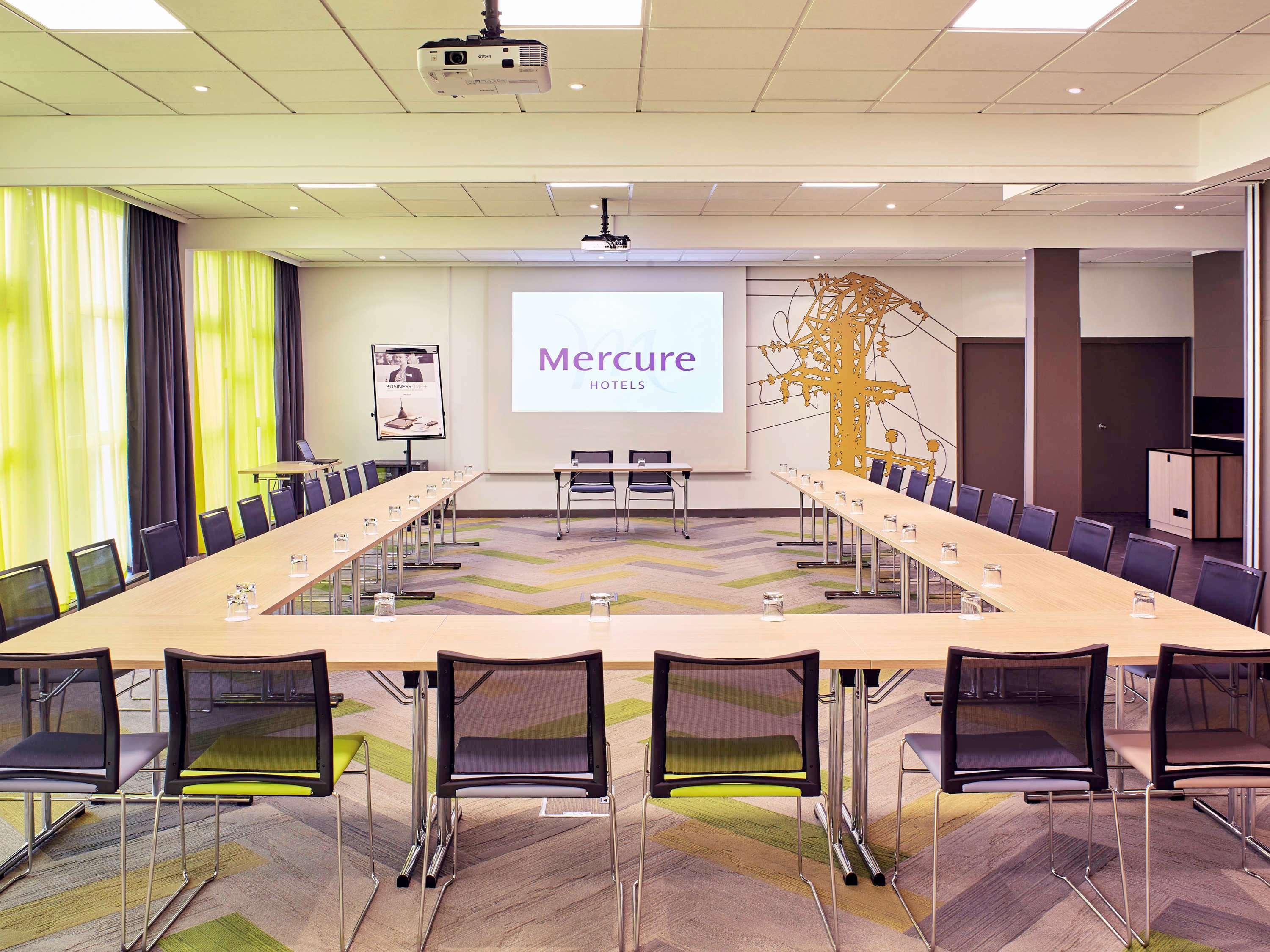 Mercure Paris Sud Les Ulis-Courtaboeuf Экстерьер фото