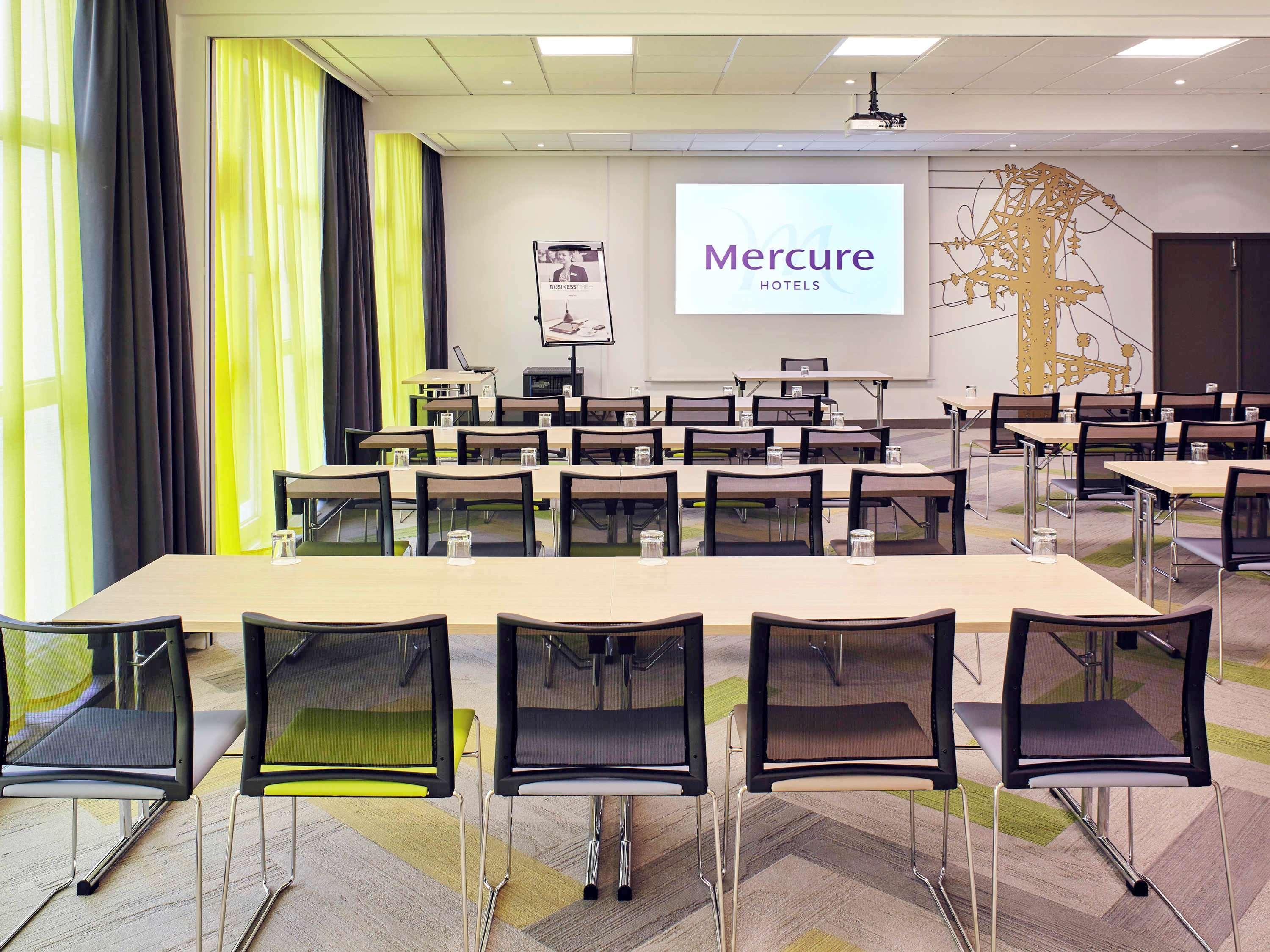 Mercure Paris Sud Les Ulis-Courtaboeuf Экстерьер фото