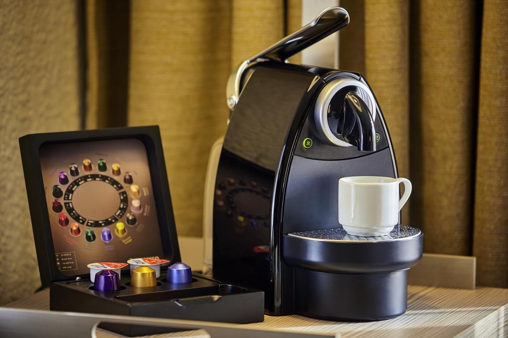 Mercure Paris Sud Les Ulis-Courtaboeuf Экстерьер фото